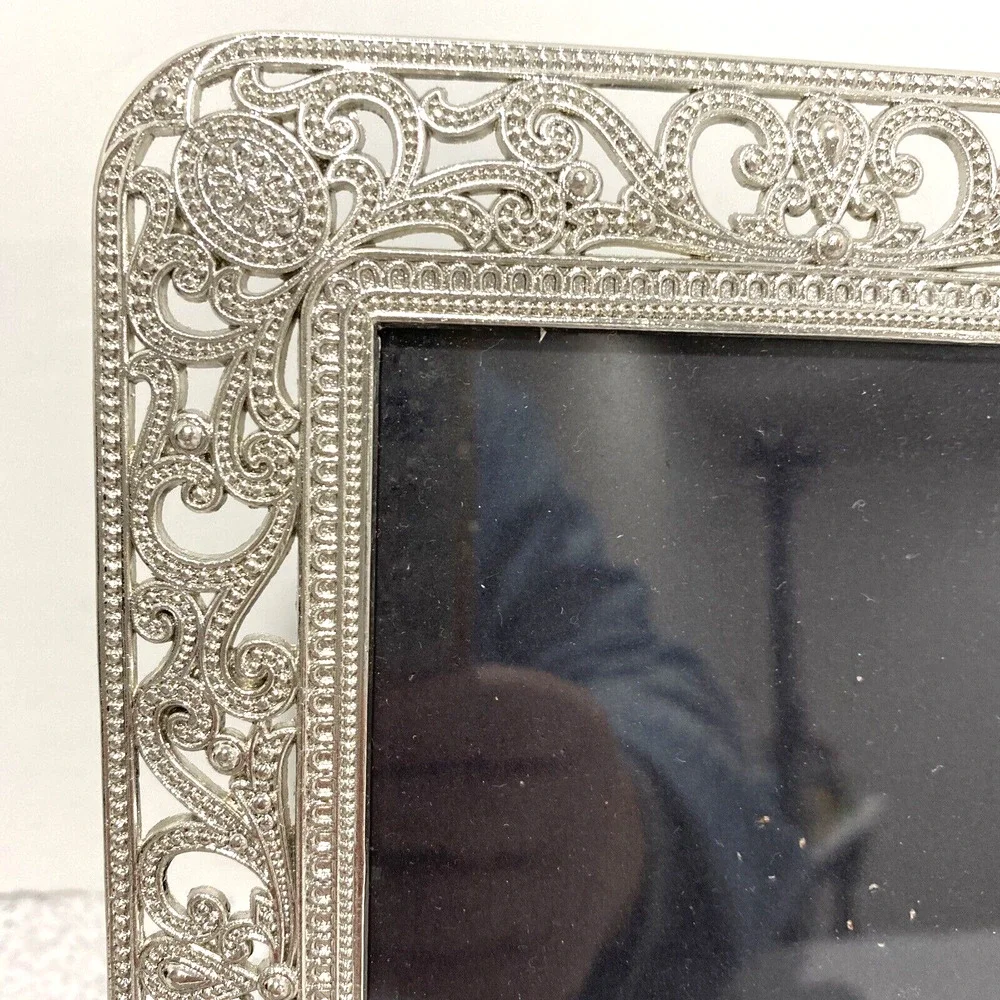 Sheffield Home Photo Frame 4 X 6 Ornate Silver Toned Textured Filigree Pattern